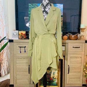 𝅺Runaway Green Wrap Dress